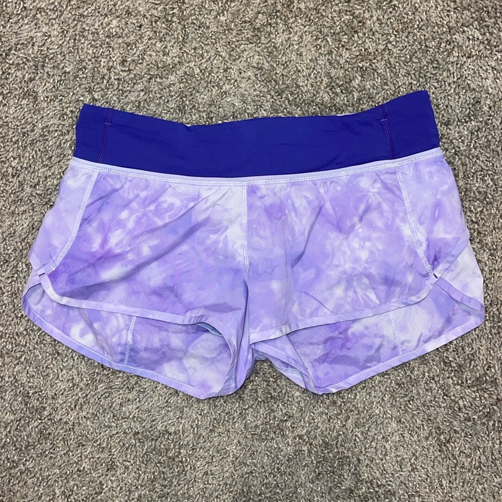 !Lululemon speed up shorts - purple tie dye